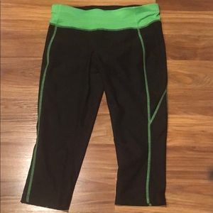 Workout capris  2+ 30% off bundle